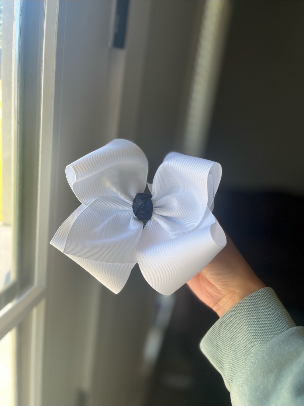 White Grosgrain Hair Bow with Navy Center